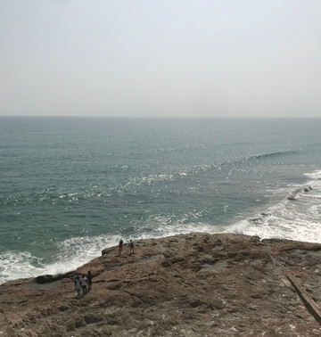 Happy eagle tourism management-阿克拉必去景点