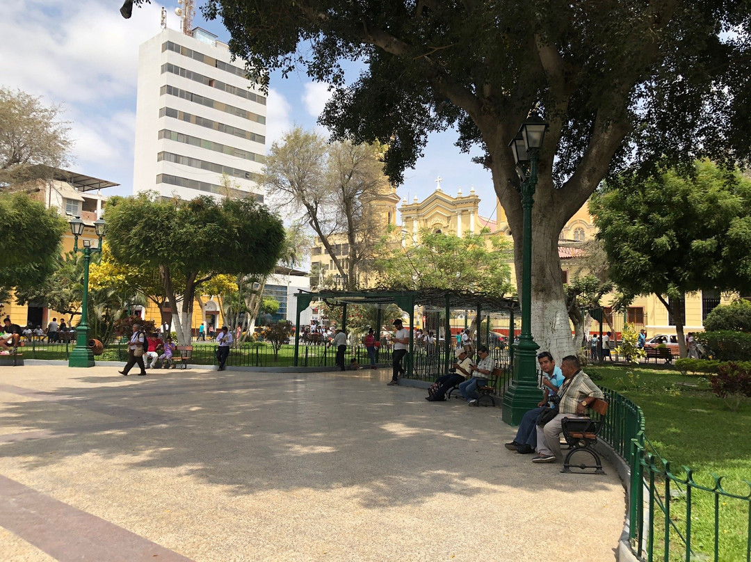 Plaza de Armas-Piura必去景点