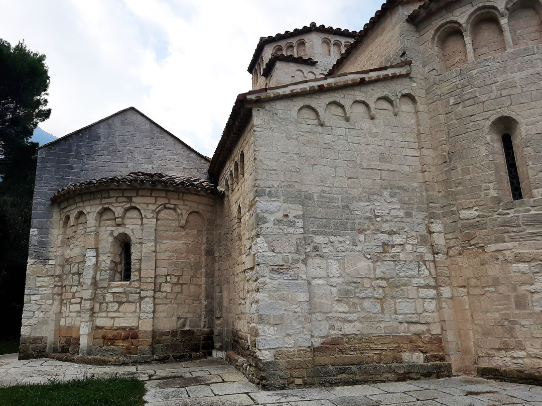 Chiesa Santa Maria-Portonovo必去景点