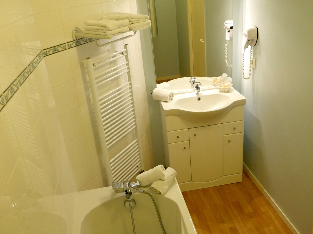 Hôtel-Restaurant Le Caldéro主图