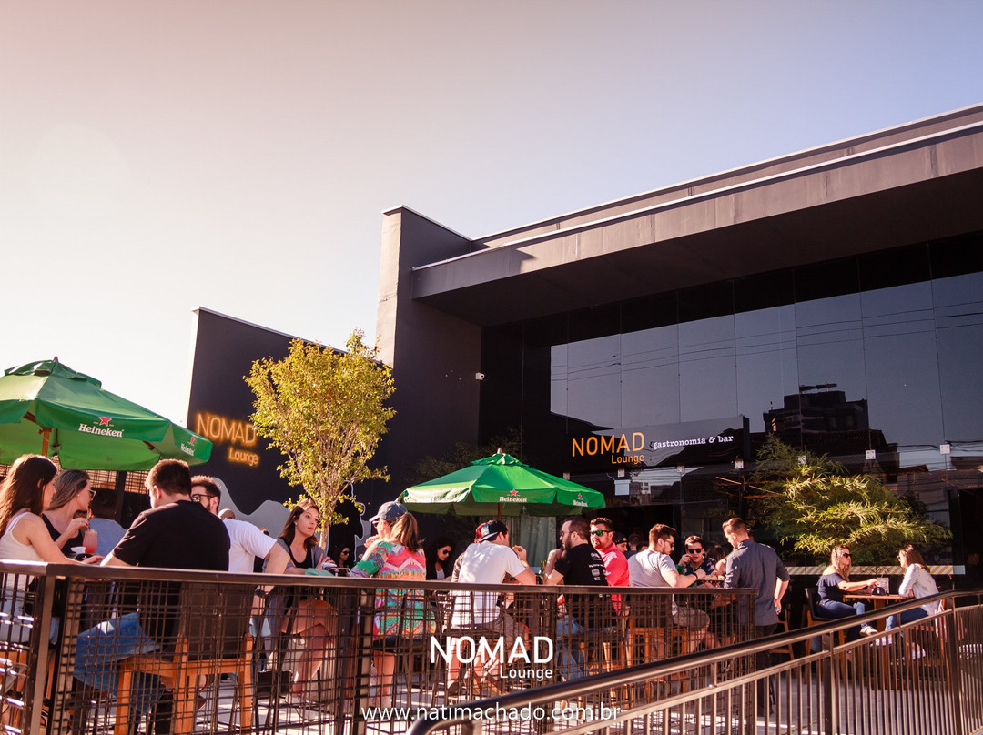 Nomad Coquetelaria & Cozinha