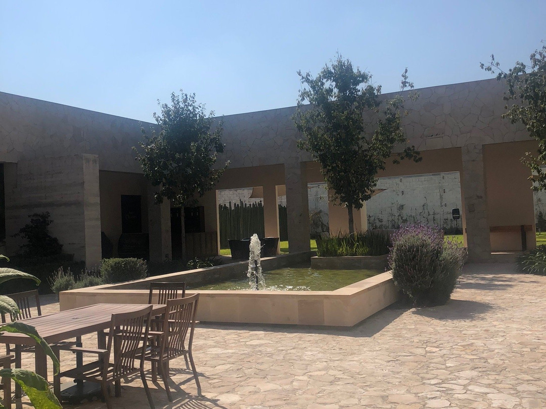 Black Chazaro-Ezequiel Montes必去景点