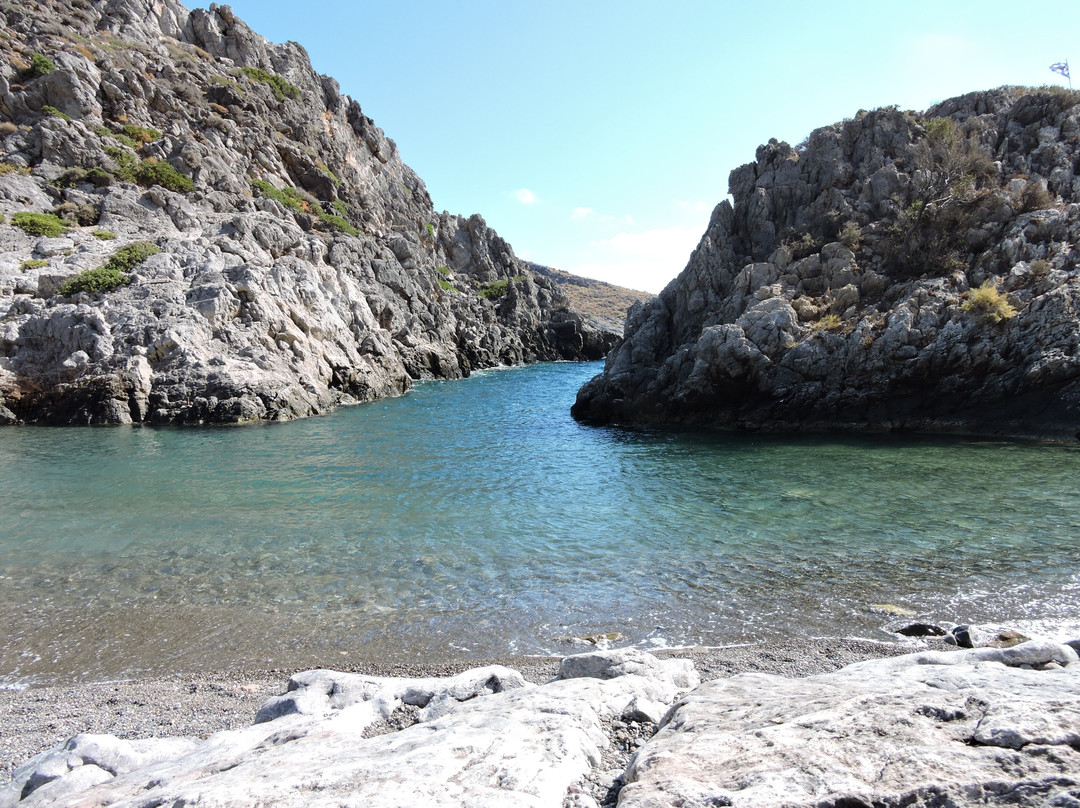 Stena beach-马塔拉必去景点