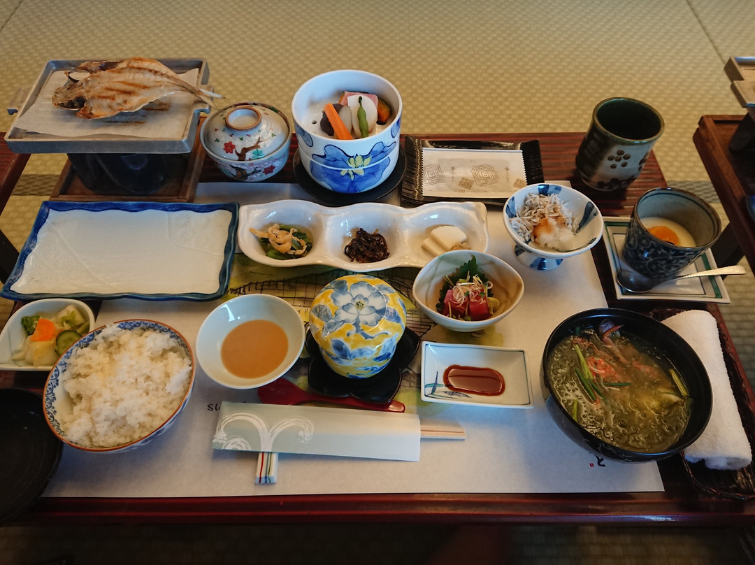 青山大和旅店主图