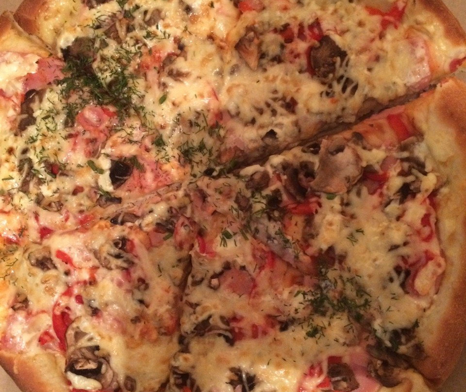 Donna-Pizza