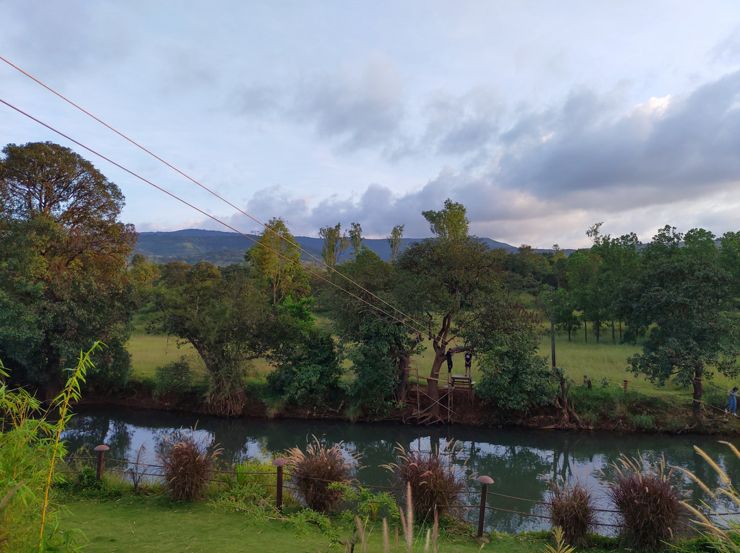 Kyriad Prestige Riverside Amba Ghat主图