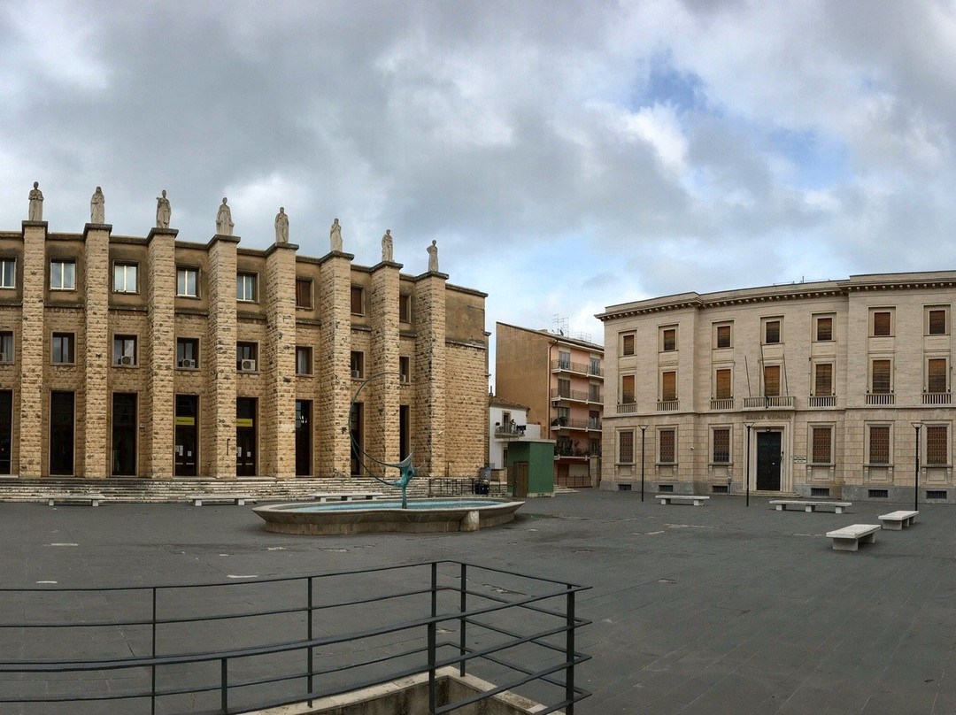 Palazzo delle Poste-拉古萨必去景点