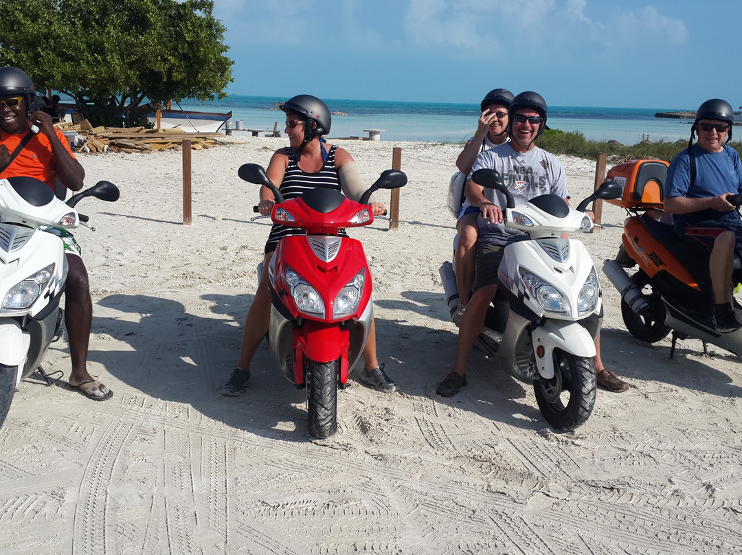 Island Tours & Excursions-普罗维登西亚莱斯必去景点