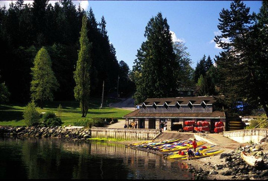 Deep Cove Kayak-北温哥华必去景点