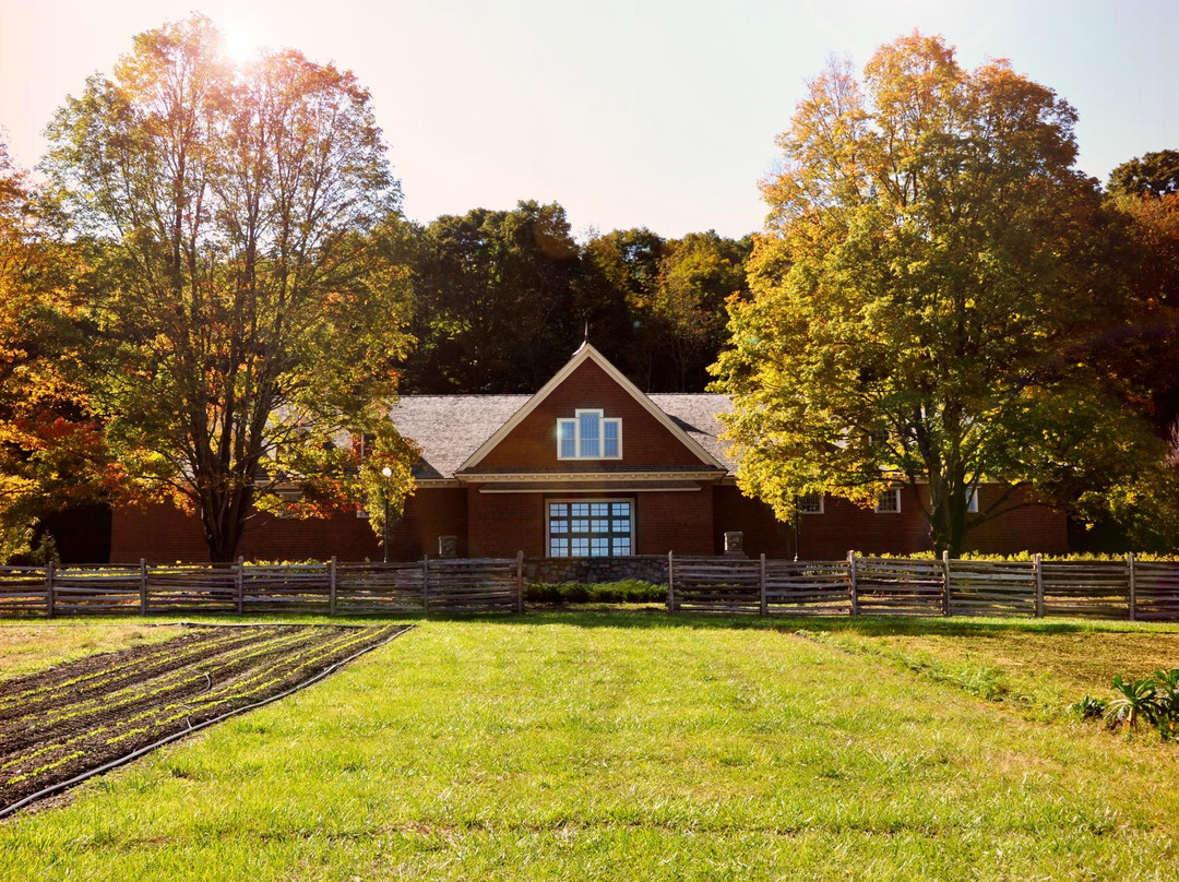 Dover Plains旅游景点-The Crown Maple Estate at Madava Farms