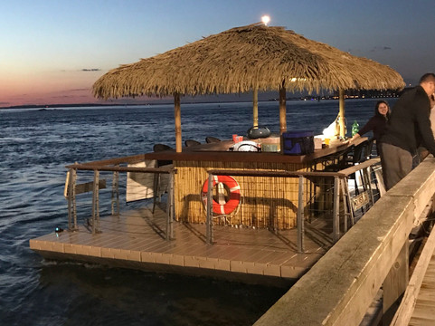 Tipsy Tikis-大洋城必去景点