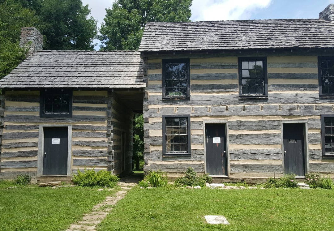 Lincoln Heritage House景点图片