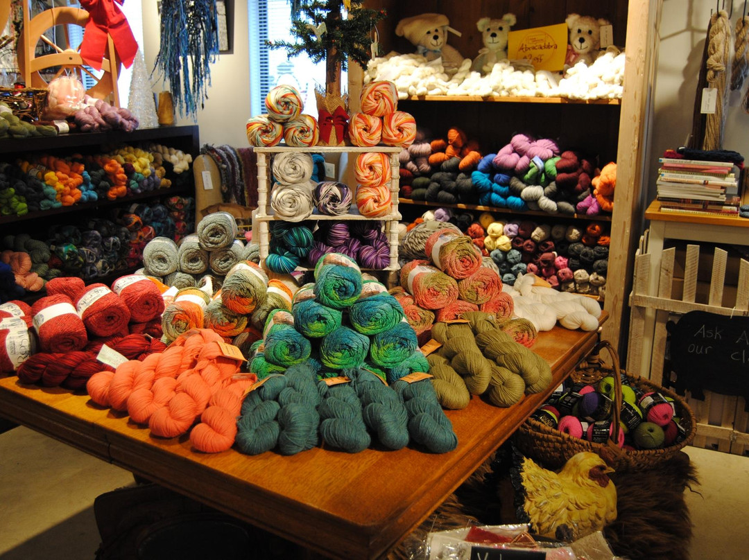 Minneola旅游景点-The Barn Yarn