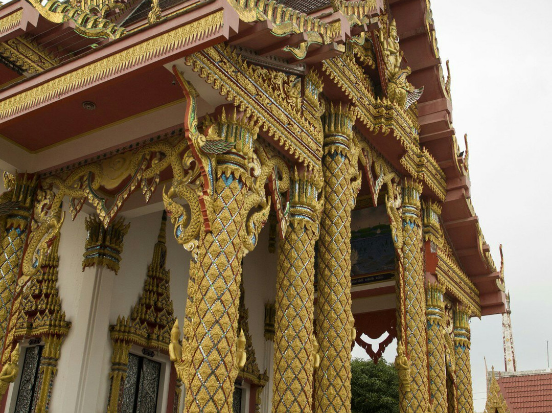 Wat Mai Hat Krathingthong景点图片
