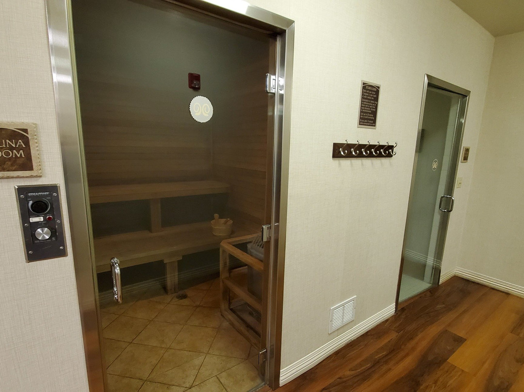 Oxford Suites Boise主图