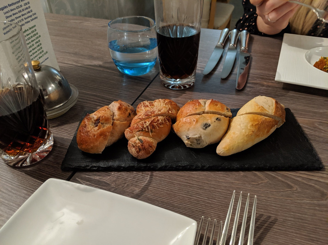 Magpies Restaurant with Rooms主图