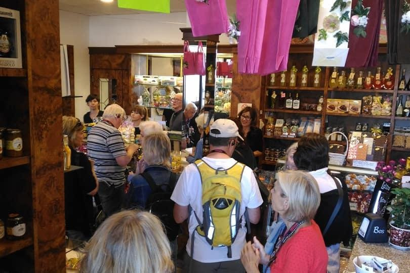 InLanga Tours-阿尔巴必去景点