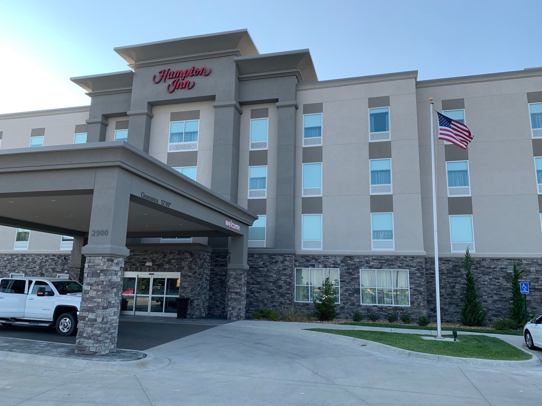 Hampton Inn Emporia主图