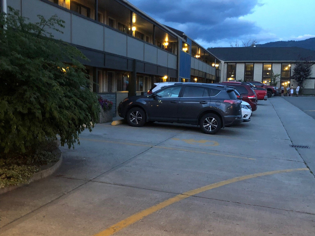 Days Inn By Wyndham Vernon主图