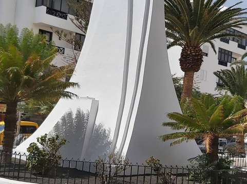 Simon Bolivar Memorial-阿雷西费必去景点