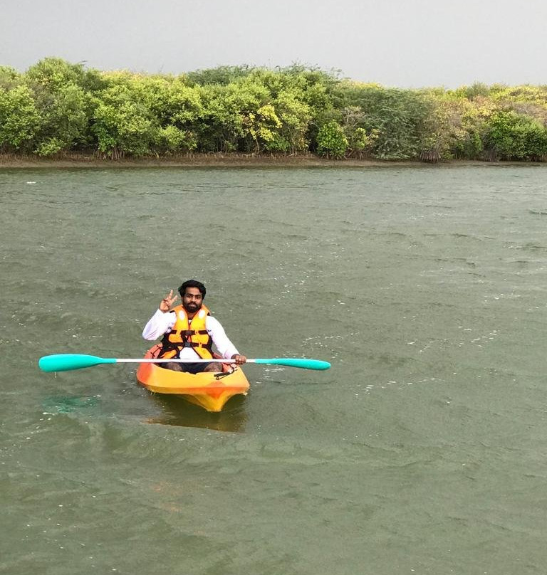 Learn Kayak, StandupPaddle & Camp outdoors景点图片