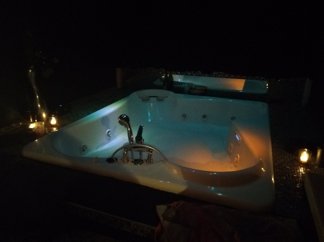 Bubble Lounge Hotel主图