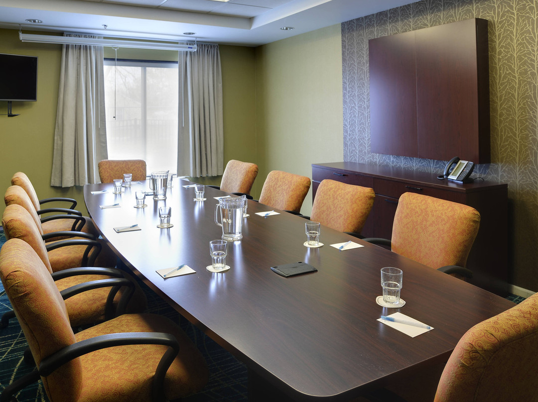 特雷霍特 SpringHill Suites 酒店主图