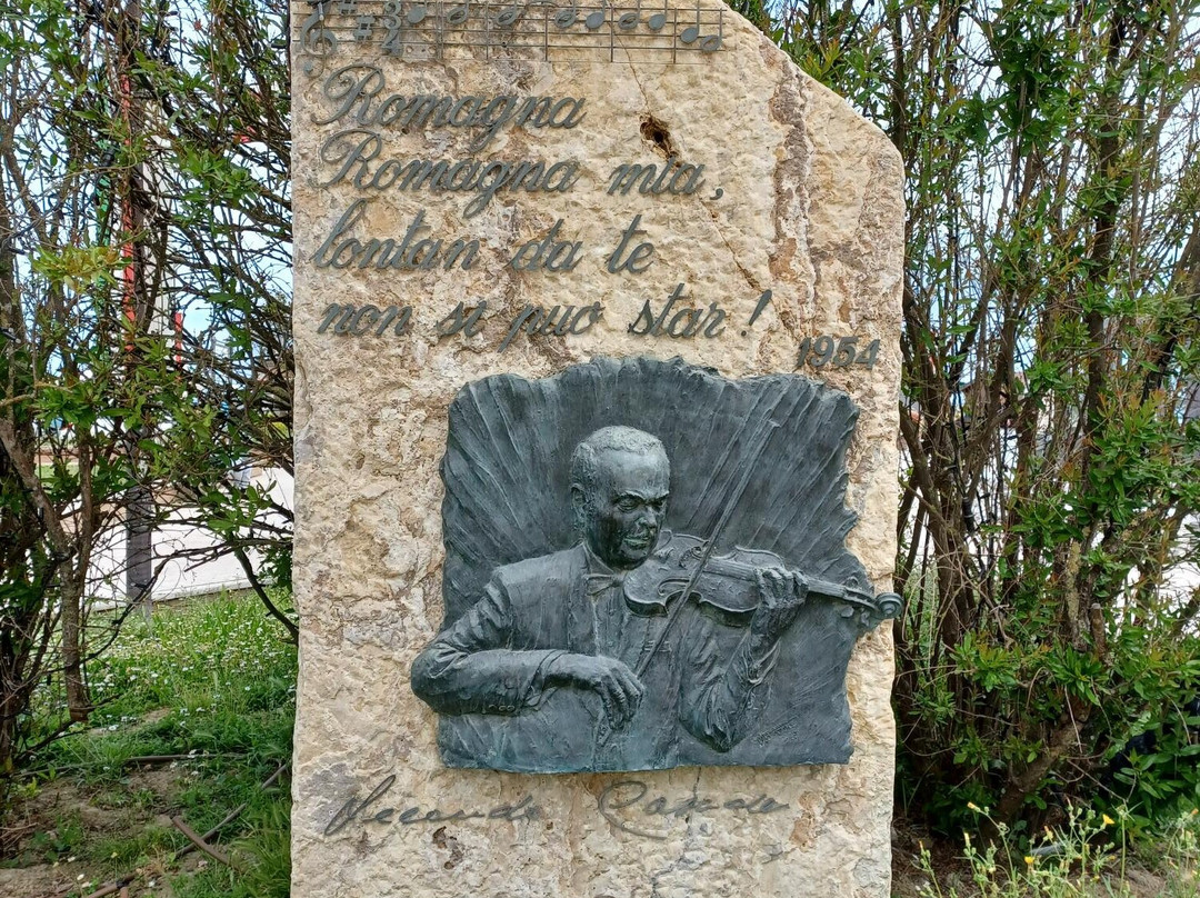 Piazza Romagna Mia景点图片