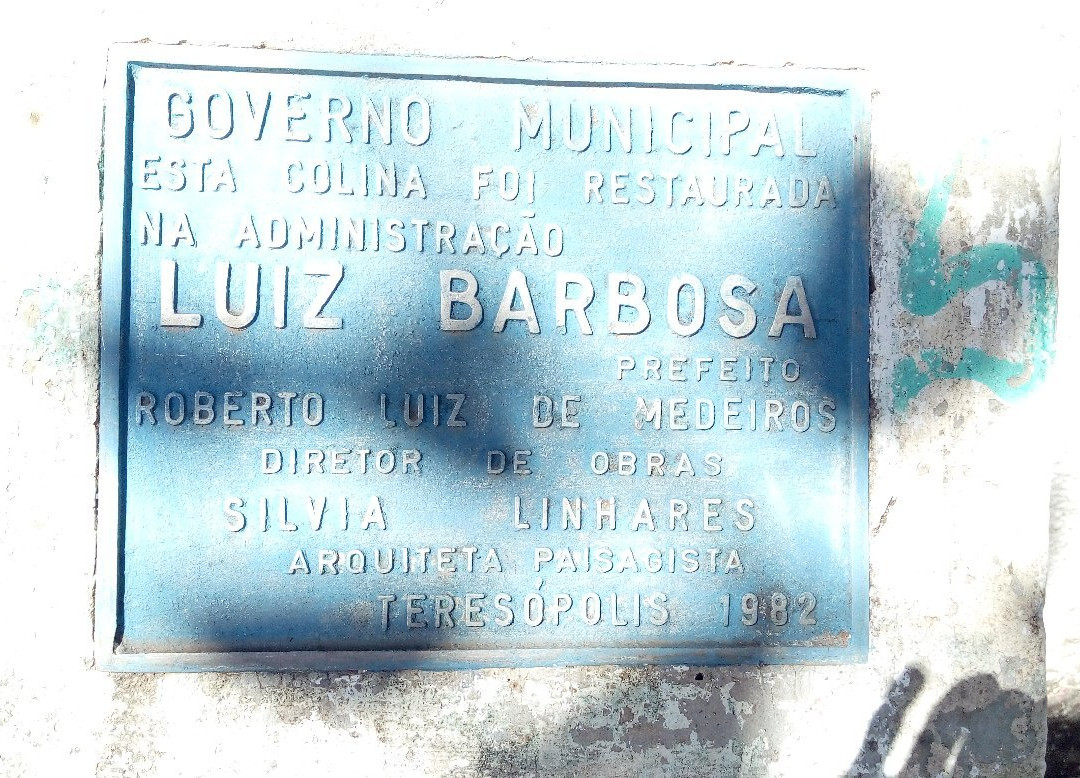 Colina Viewpoint-特雷索波利斯必去景点