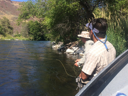 Confluence Fly Shop-本德必去景点