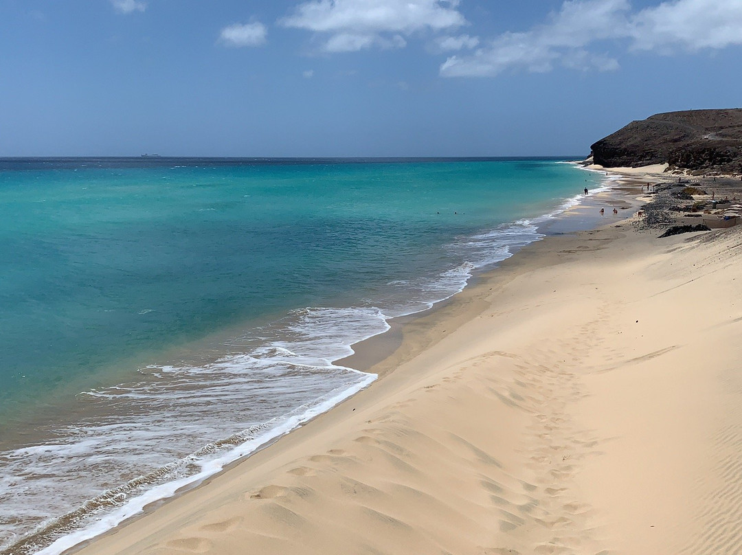 Playa de Mal Nombre景点图片