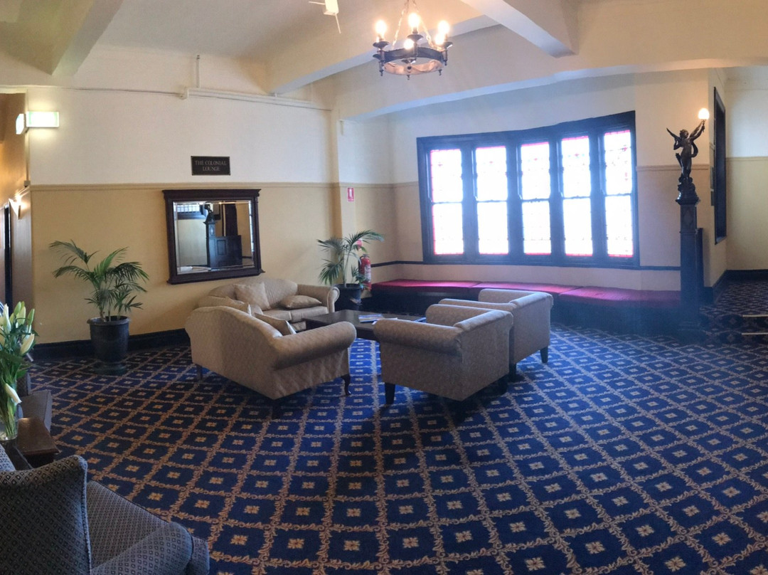 卡林顿酒店主图