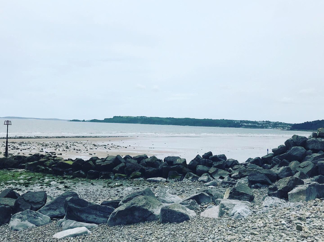 Amroth Beach景点图片