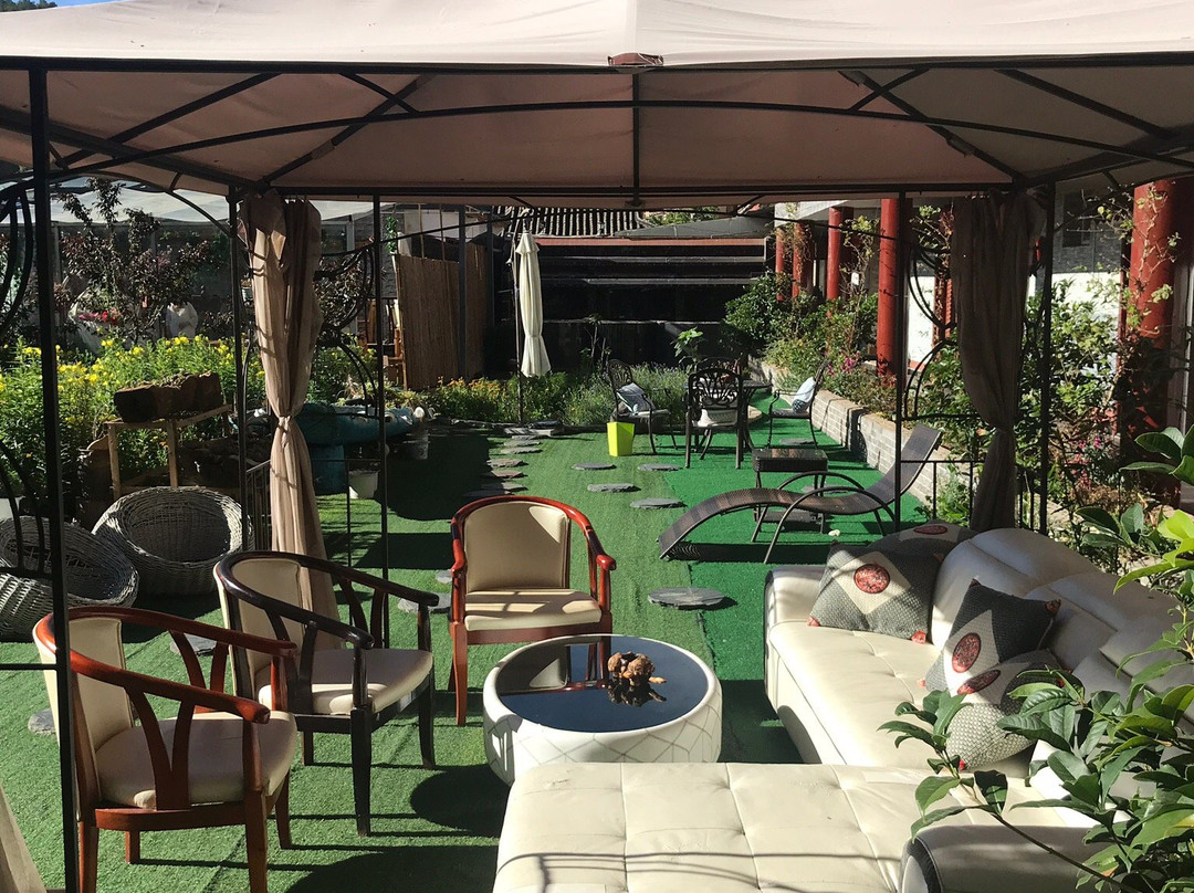 泸沽湖青风扬度假酒店主图