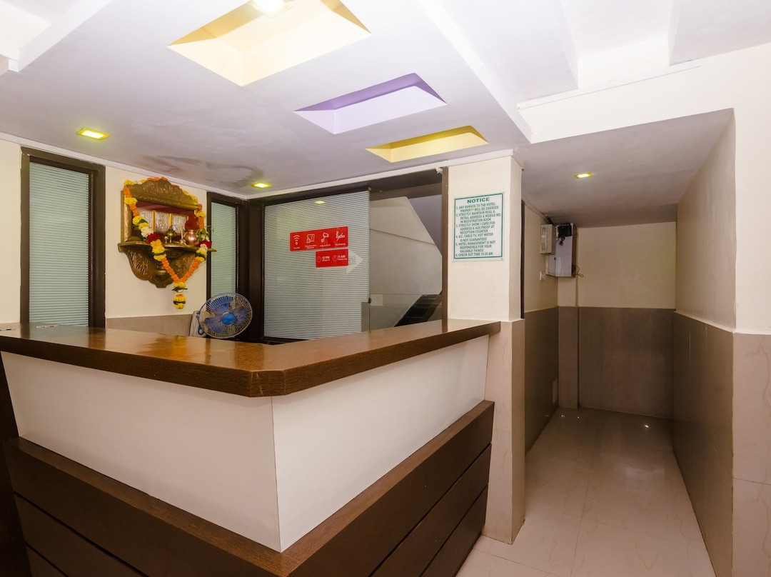 OYO 23285 The Diplomat Lodging主图