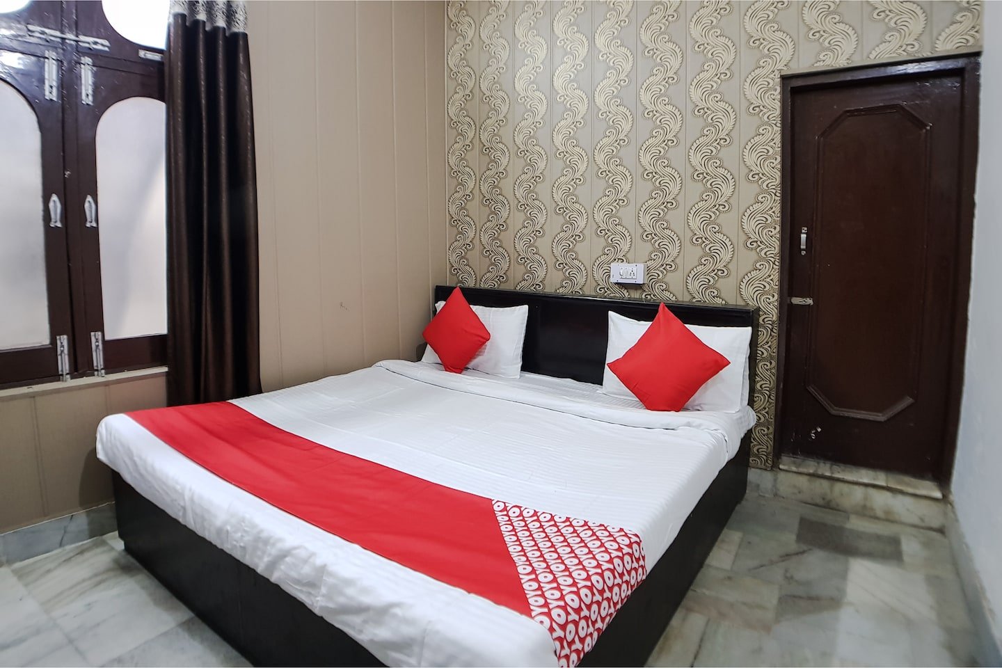 OYO 29237 Hotel Rajveer-官方