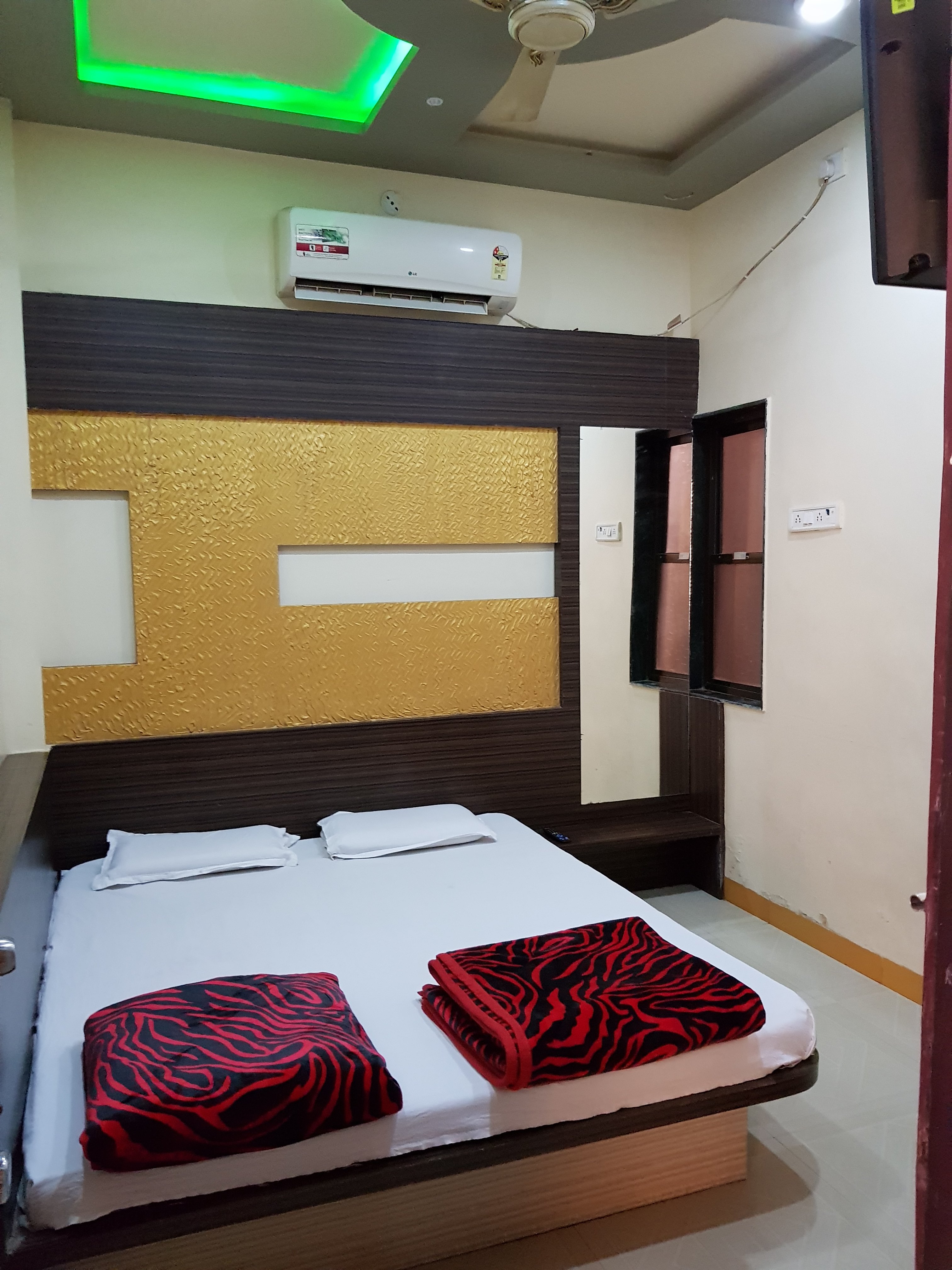 Hotel Shri Radhe Krishna-官方