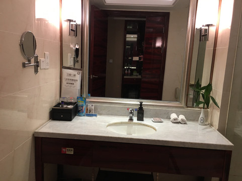 衡山神龙盈佳大酒店主图