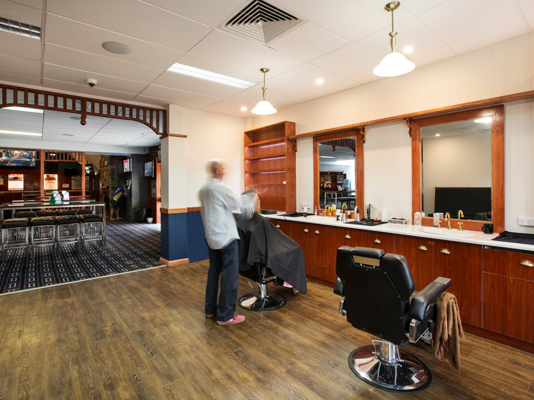 Nightcap at Blue Cattle Dog Hotel主图