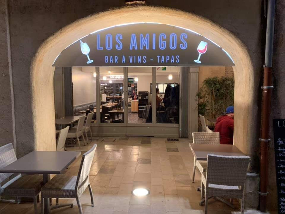 Los Amigos