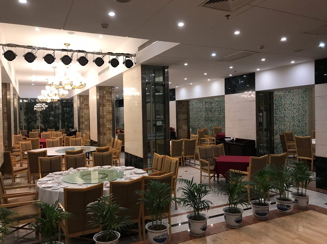 利来国际大酒店主图