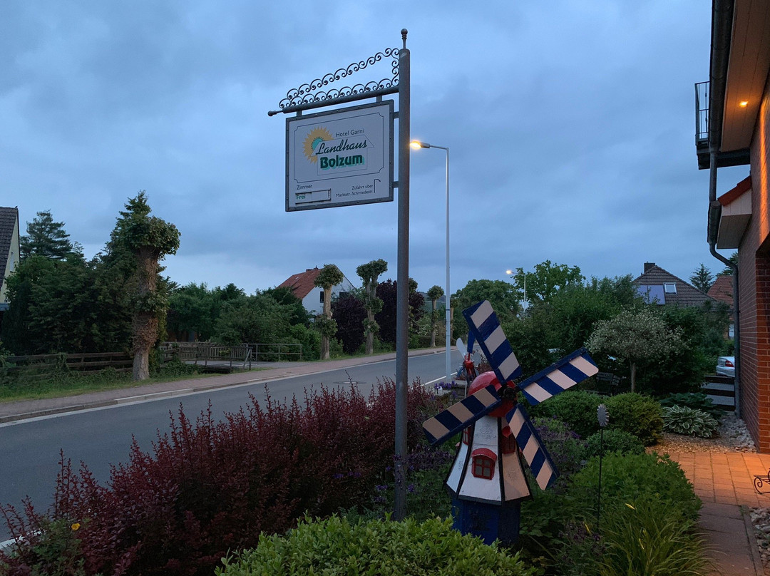 伯祖姆兰德宫酒店主图