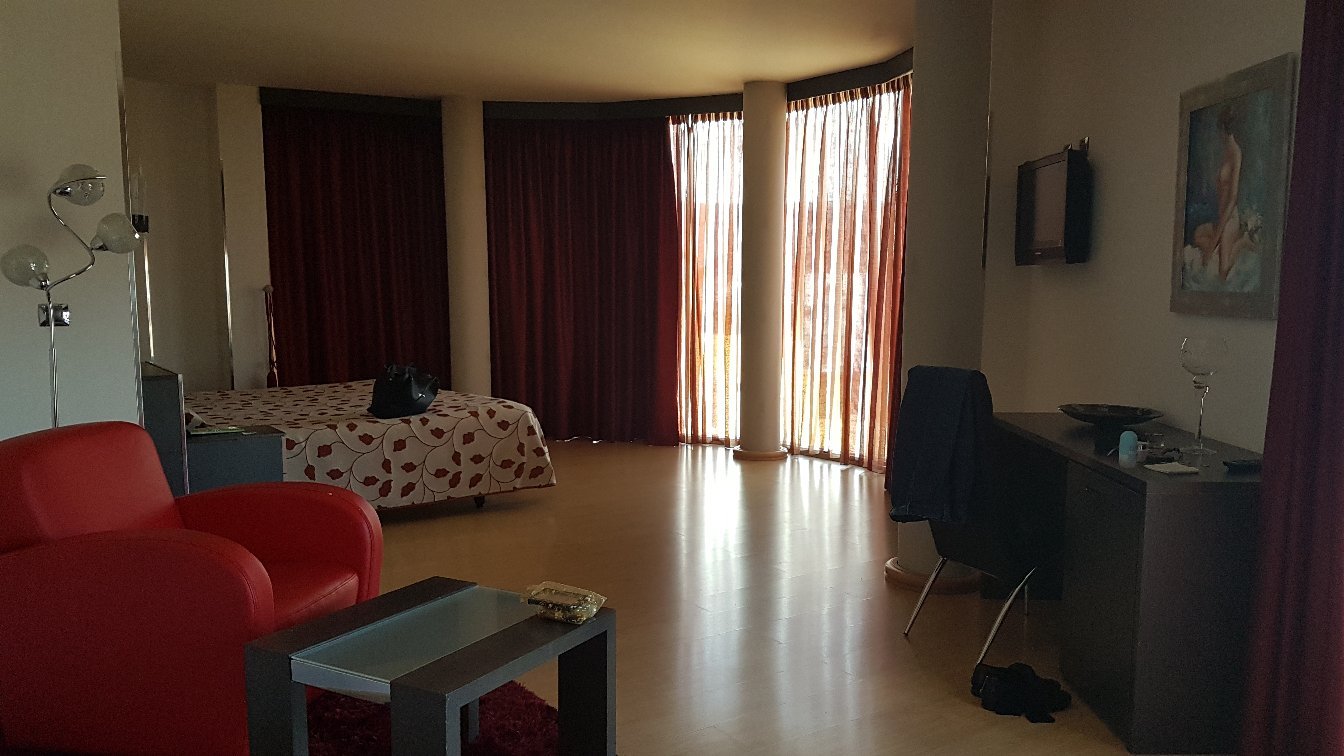 Hotel Villa de Cacabelos-官方