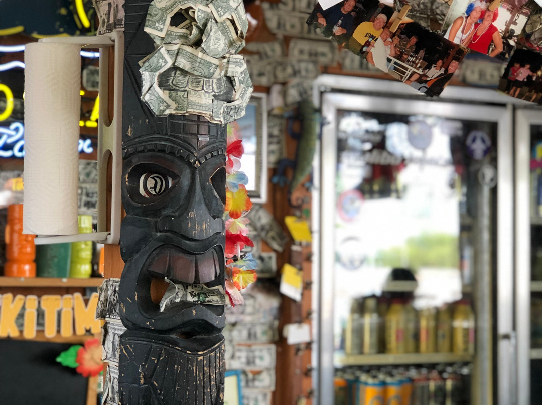 Clear Lake Tiki Bar-Clear Lake必去景点