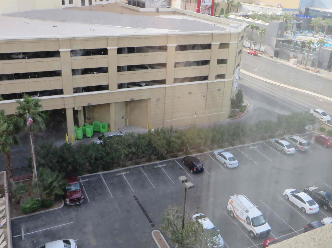 拉斯维加斯卡里奇豪斯酒店主图