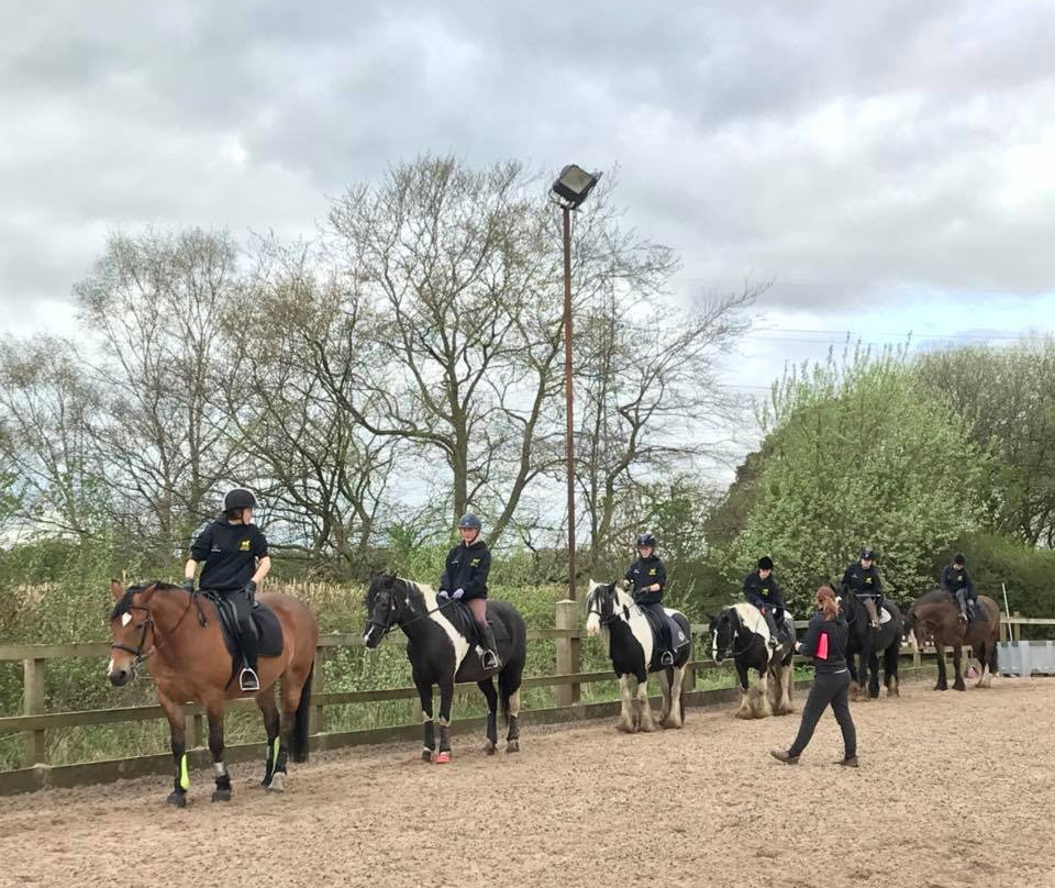 Carrington Riding Centre景点图片