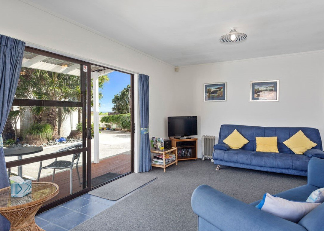Oceanside Apartments主图