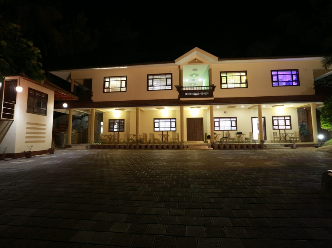 Anns And Toms Lake View Resort主图