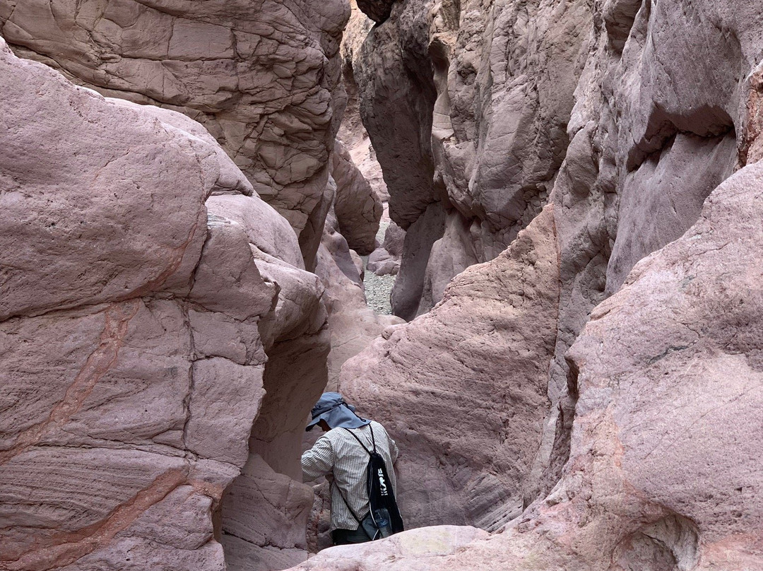 Crack in the Mountain Trail景点图片