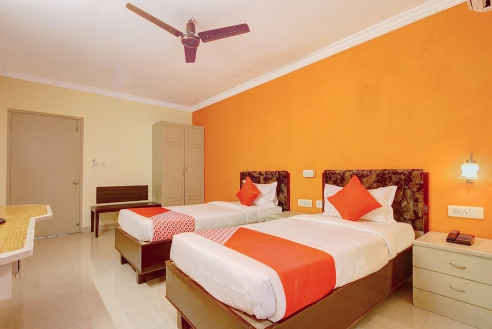 OYO 10596 Hotel Indu主图